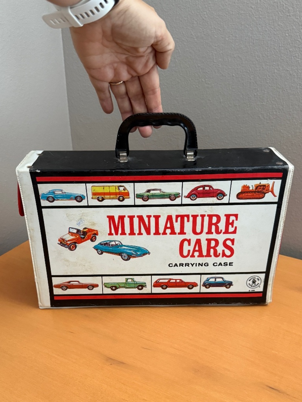 Vintage Mattel Miniature Car Carry Case w/ 31 Lesney Matchbox Cars - Picture 7 of 16